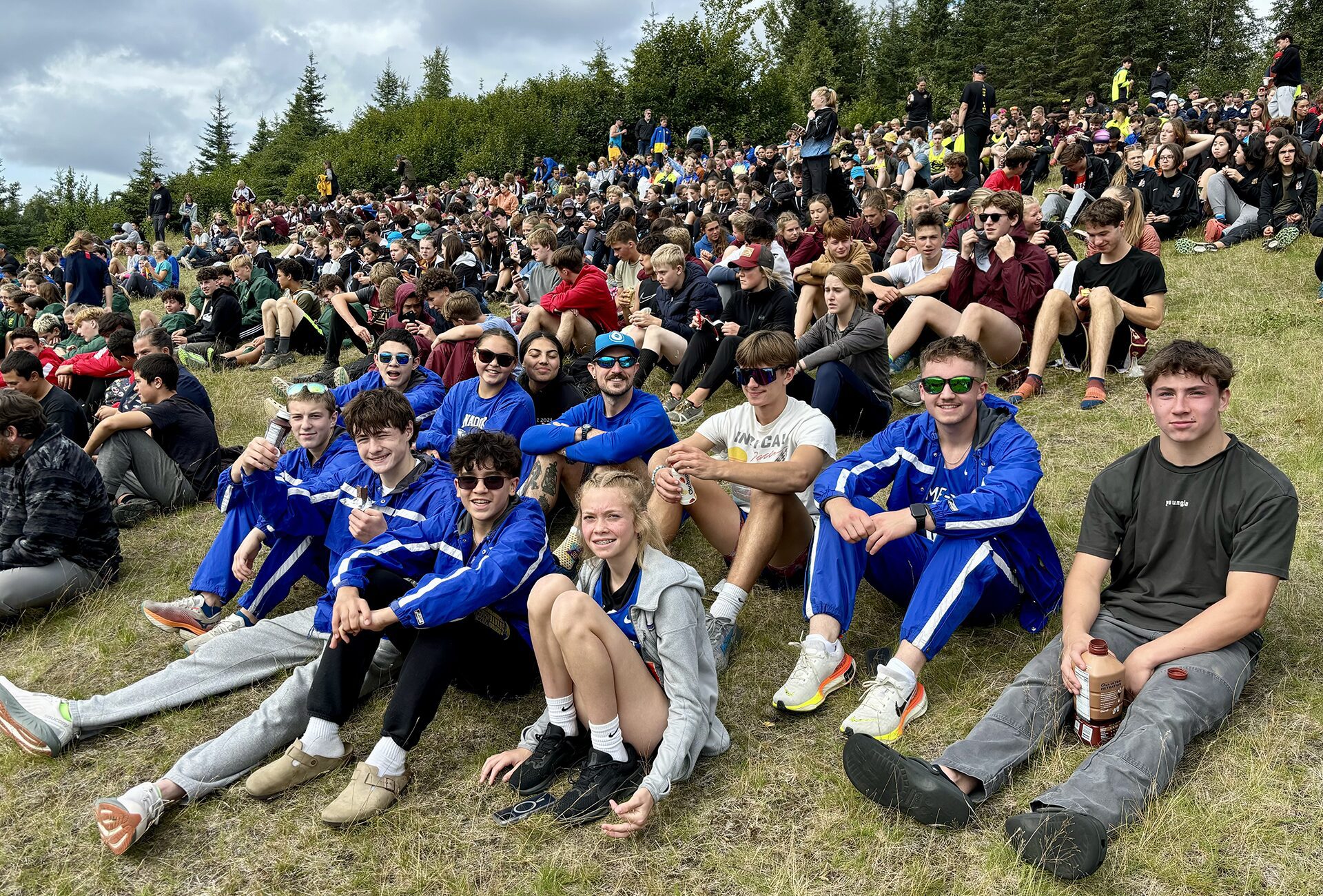 Nome Beltz' cross country team at the 2024 Soldotna Invitational. Photo courtesy of Emmett Foster. 