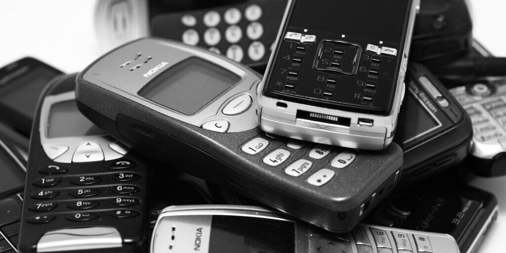 Sounding Board: Cellphones in Western Alaska—What Do They Mean to You? | KNOM Radio Mission