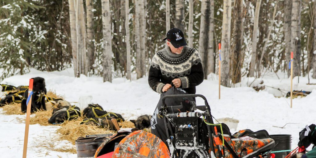 Takotna or Ophir? (Pie or Privacy?) Where Iditarod Mushers Choose to “24” is Often a Question of Personal Choice. | KNOM Radio Mission