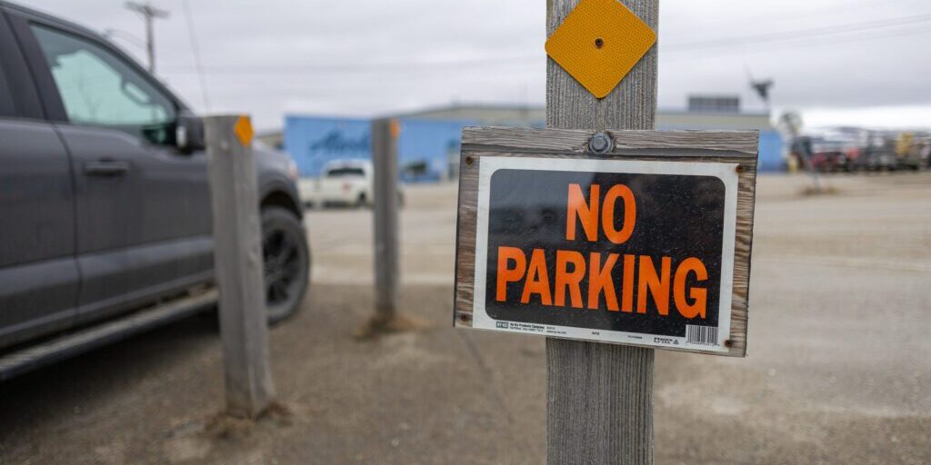 A sign reads "NO PARKING" at the Nome Airport. Ben Townsend photo.