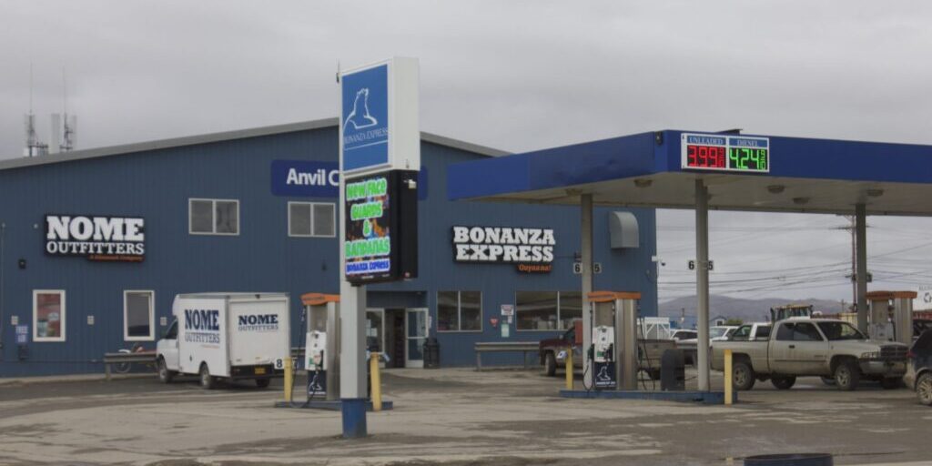 Prices at the Gas Pumps in Nome Down to Reflect Earlier Coronavirus Market | KNOM Radio Mission