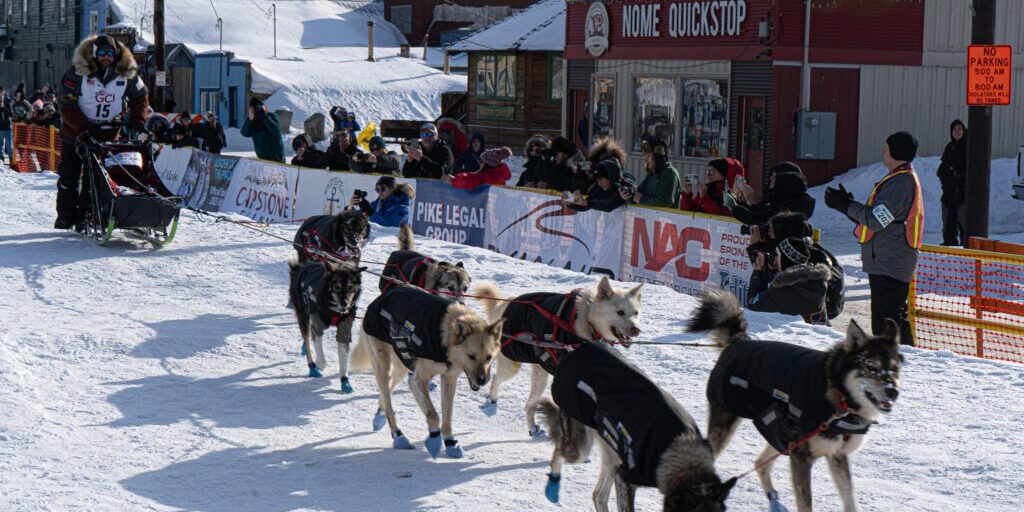 Kaiser and Diehl round out ‘almost unheard of’ all Alaska Native Iditarod podium | KNOM Radio Mission